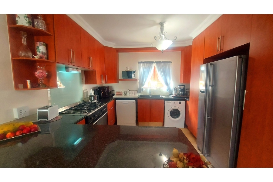 2 Bedroom Property for Sale in Melodie North West